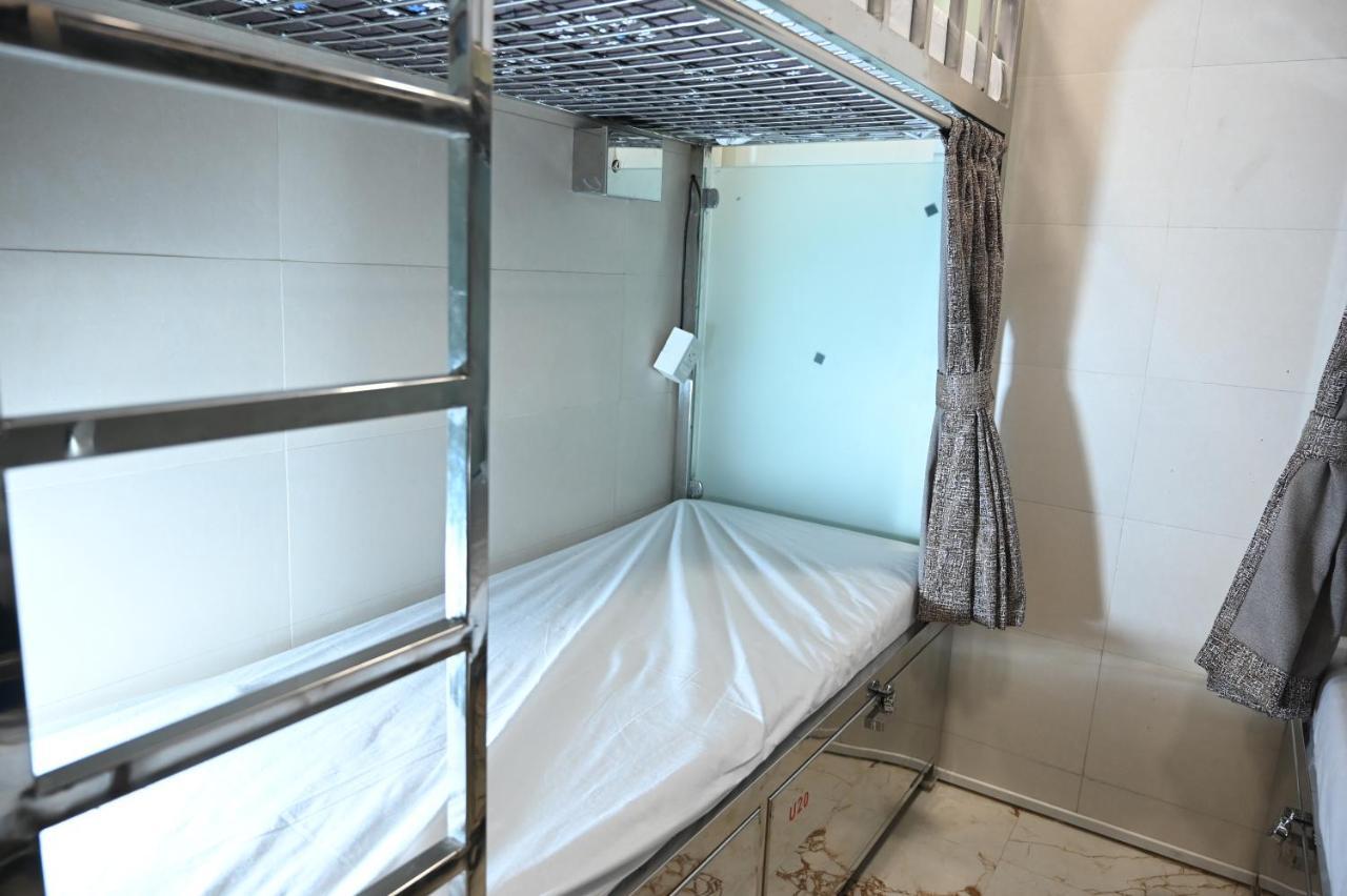Sagar Dormitory Andheri - Nearest To Andheri Railway Station West Mumbai  Buitenkant foto